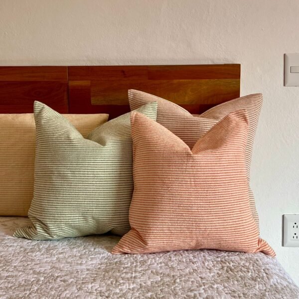 Square cushion cover