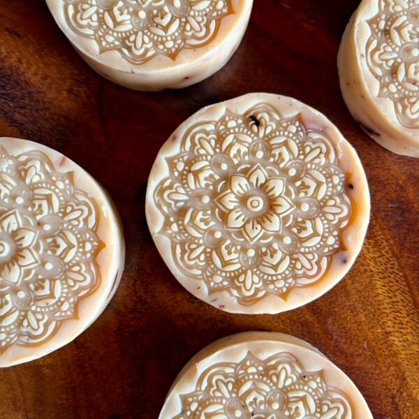 Soap bar • Berries